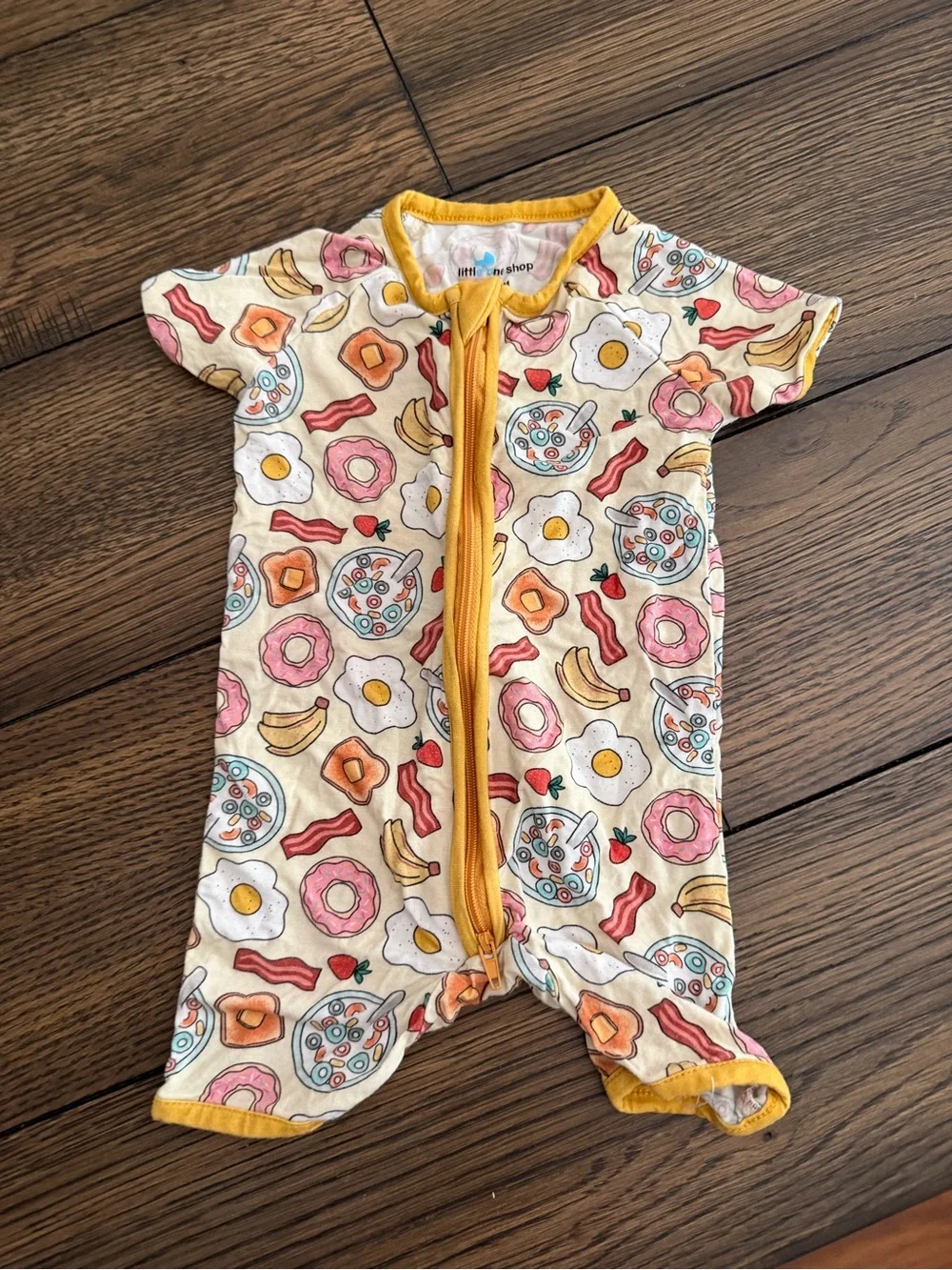 Baby boy clothing lot, size 3-6 months